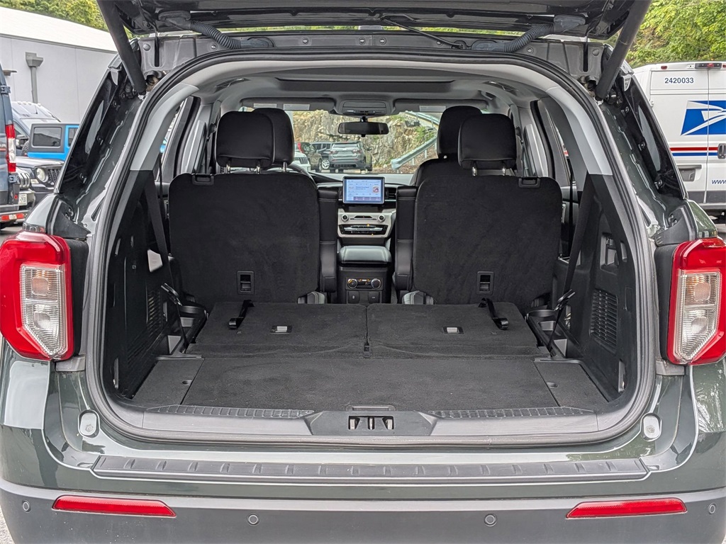 2022 Ford Explorer XLT photo 4