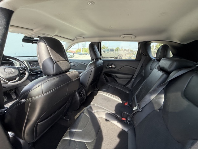 2019 Jeep Cherokee Altitude photo 24