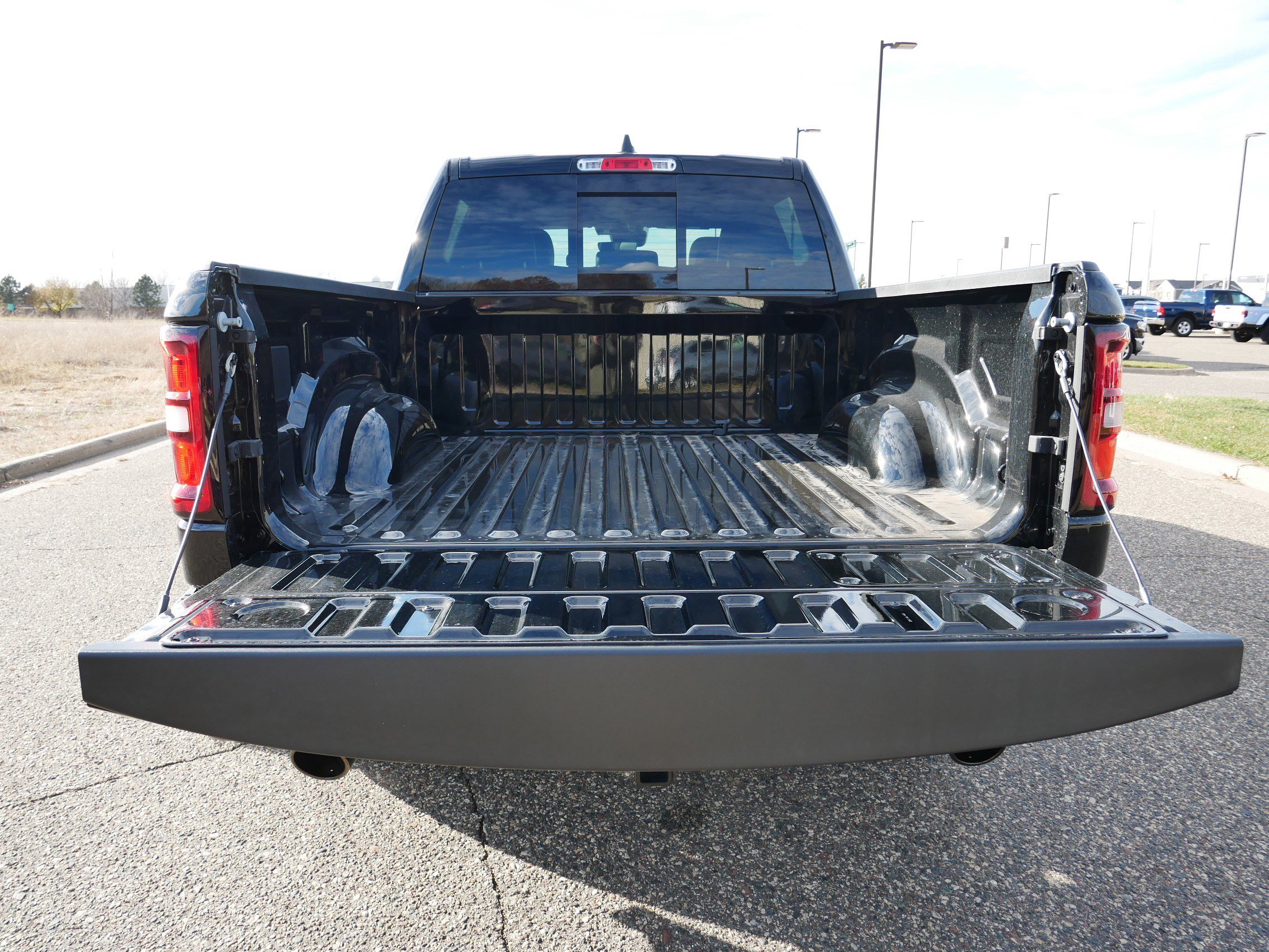 2026 Ram 1500 Laramie photo 3