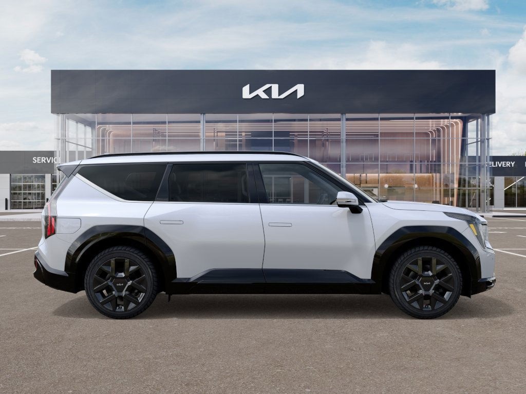 2026 Kia EV9 Land photo 2