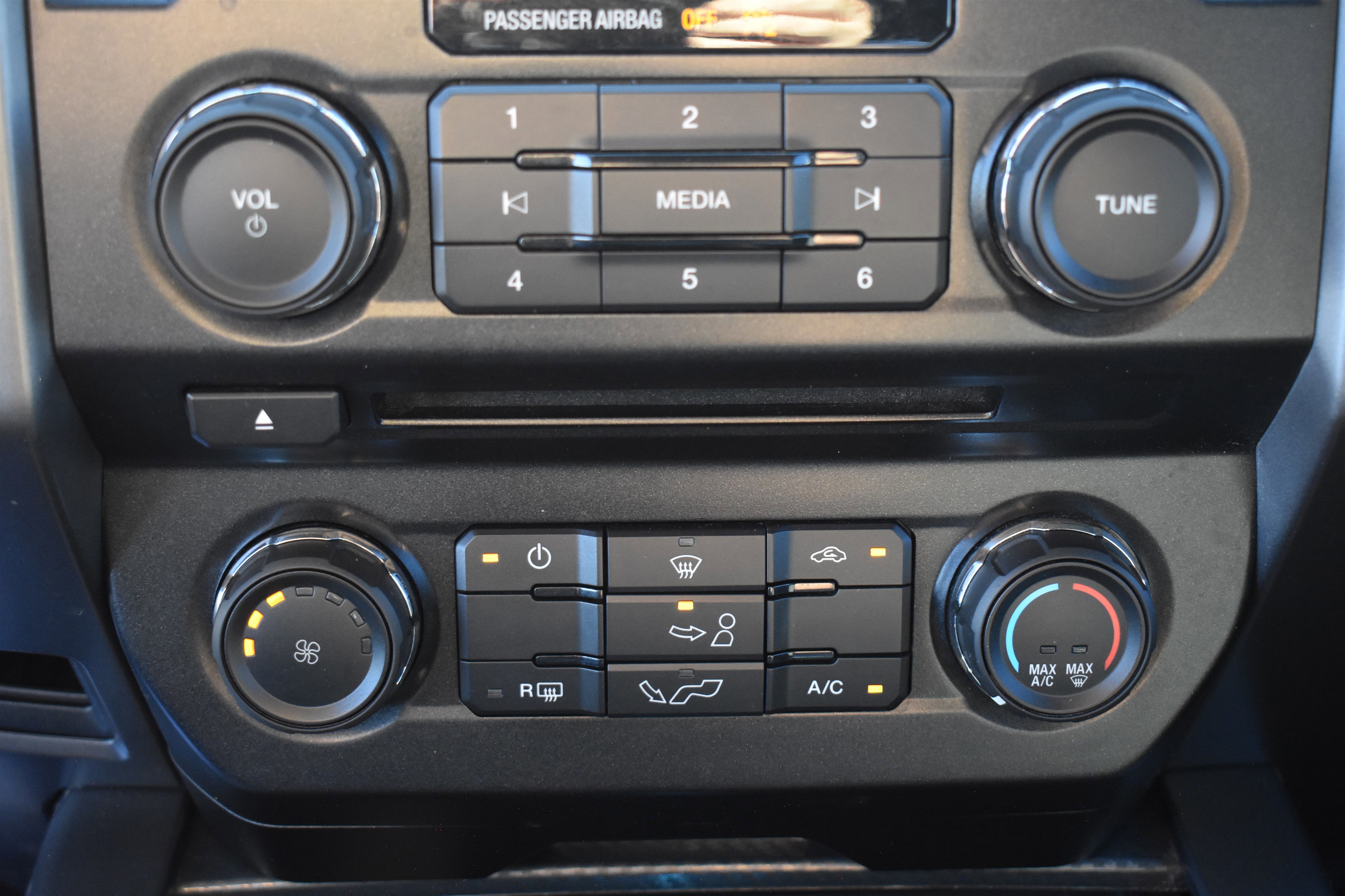 2018 Ford F-150 XLT photo 14