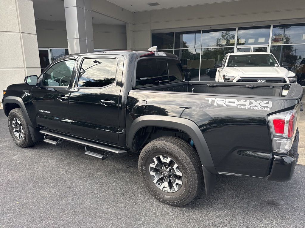 2023 Toyota Tacoma TRD Off-Road photo 3