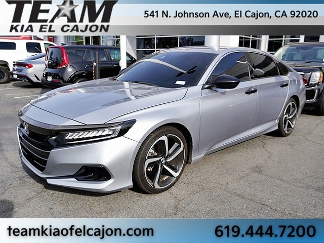2022 Honda Accord Sport's photo