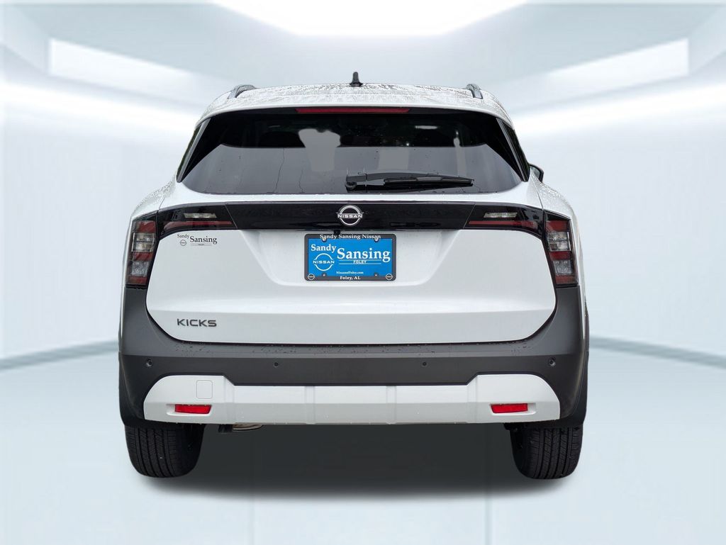 2026 Nissan Kicks SV photo 3