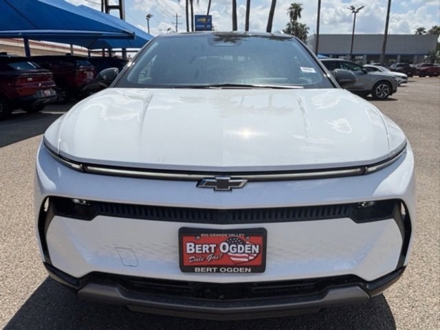 2025 Chevrolet Equinox EV 1LT photo 2