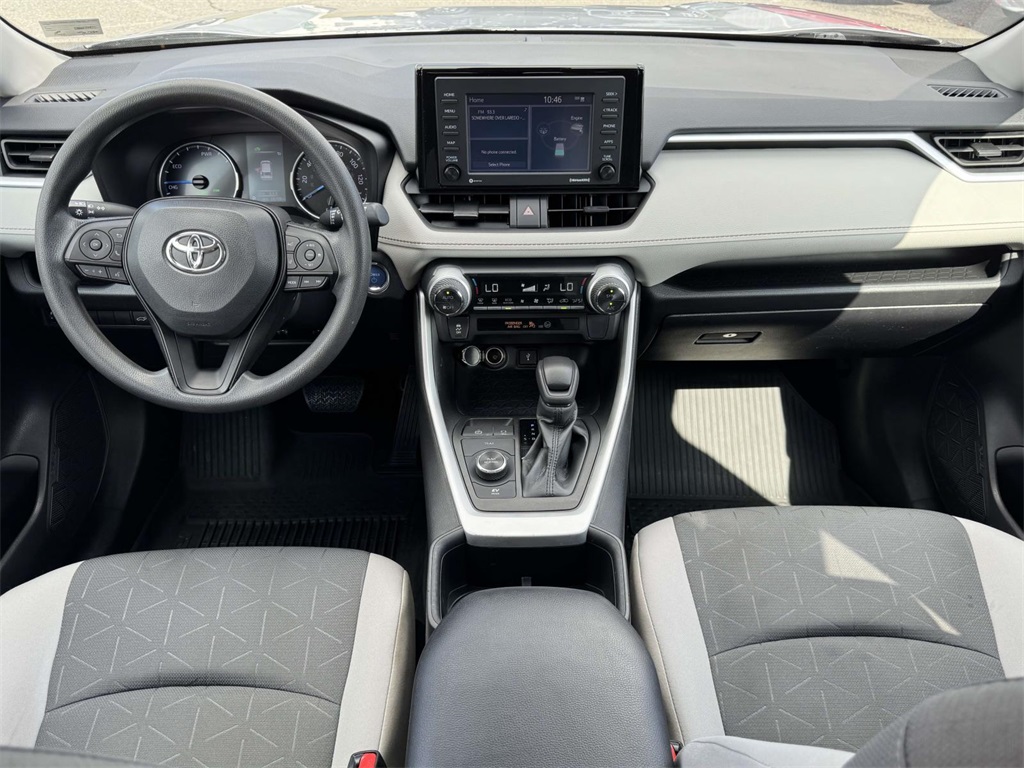 2022 Toyota RAV4 Hybrid XLE photo 13