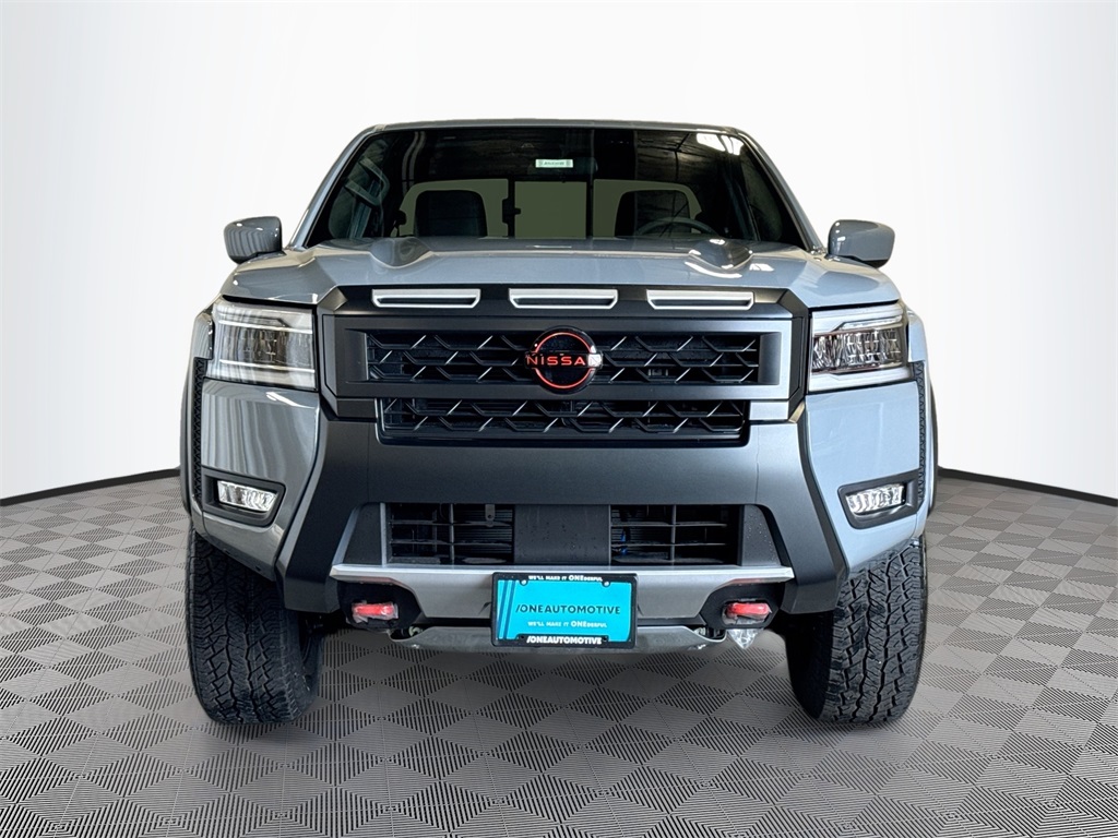 2025 Nissan Frontier PRO-4X photo 2