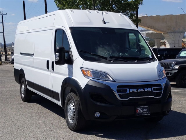 2026 Ram ProMaster 3500 photo 2