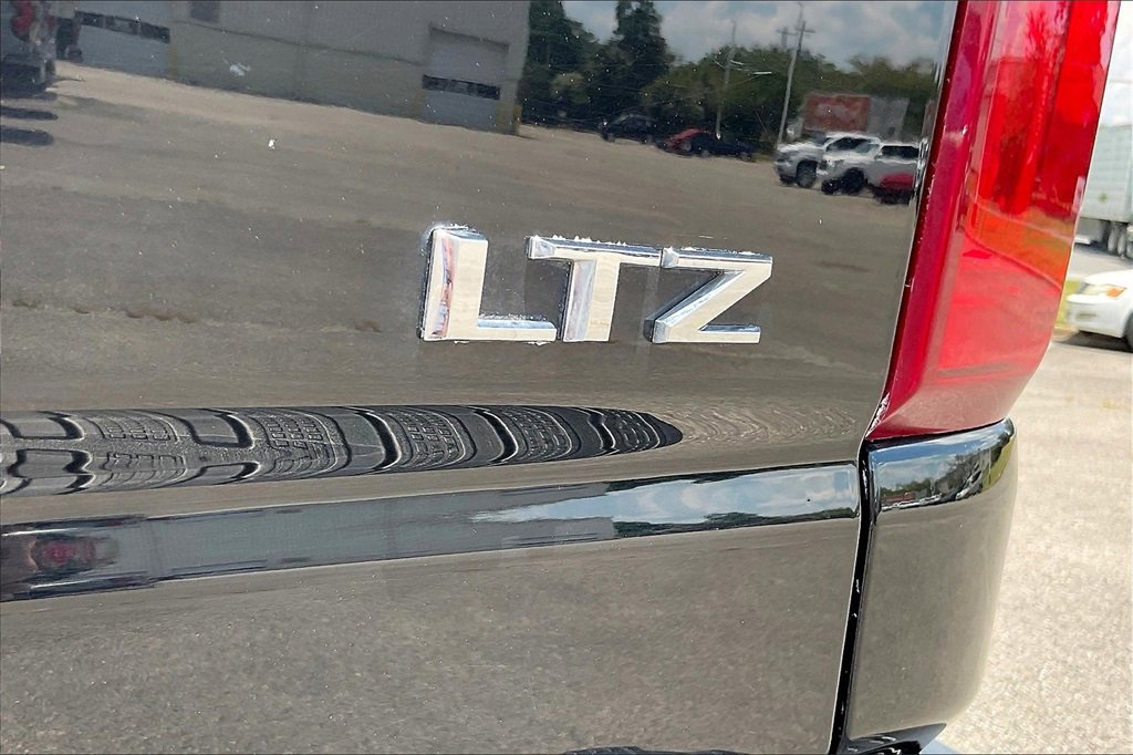 2023 Chevrolet Silverado LTZ photo 8
