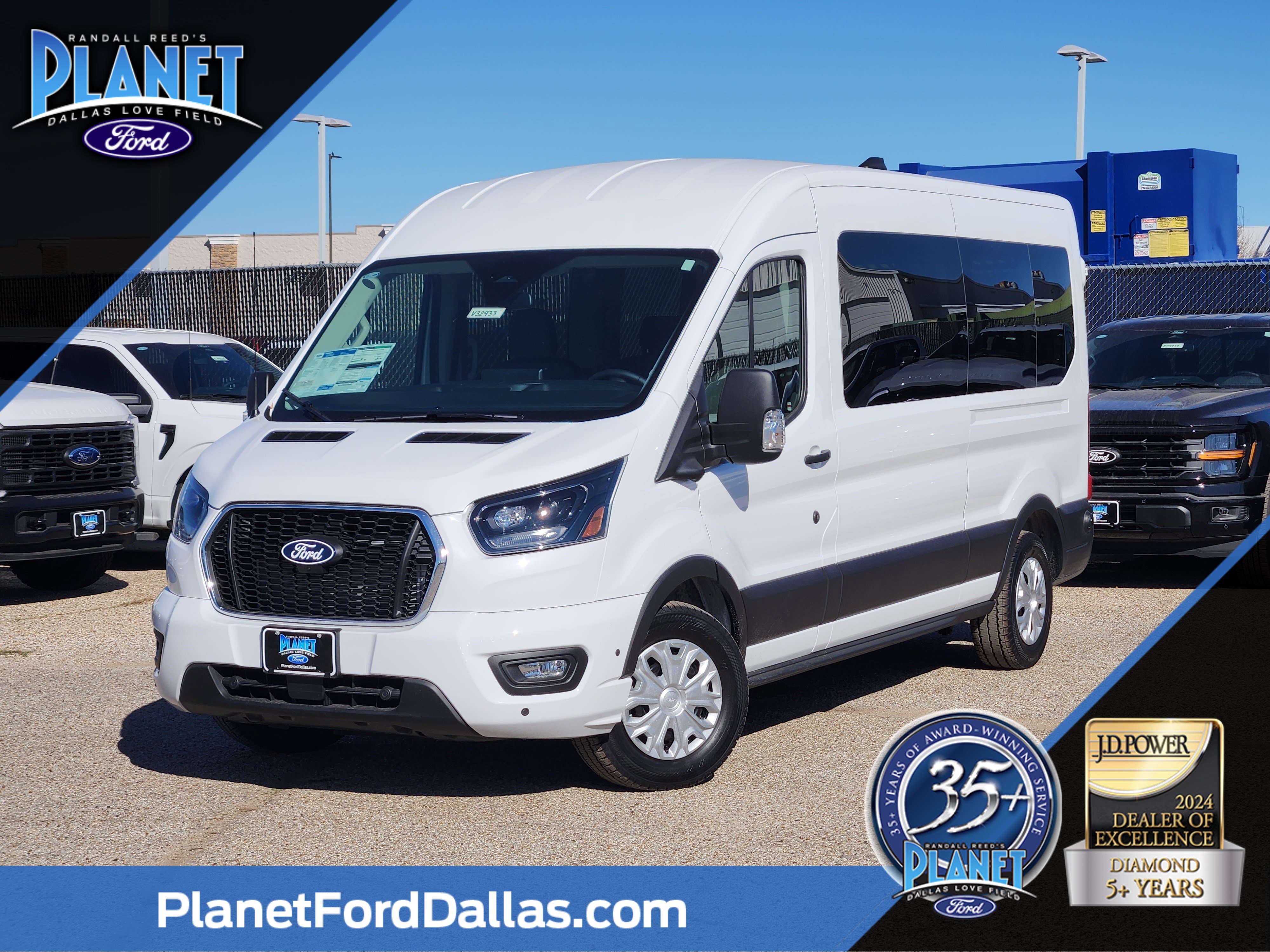 2026 Ford Transit Passenger Van XL's photo