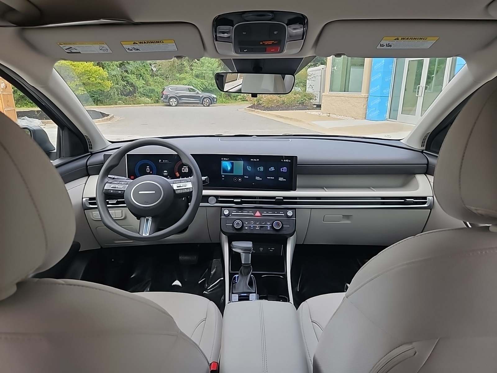 2025 Hyundai Tucson SE photo 3