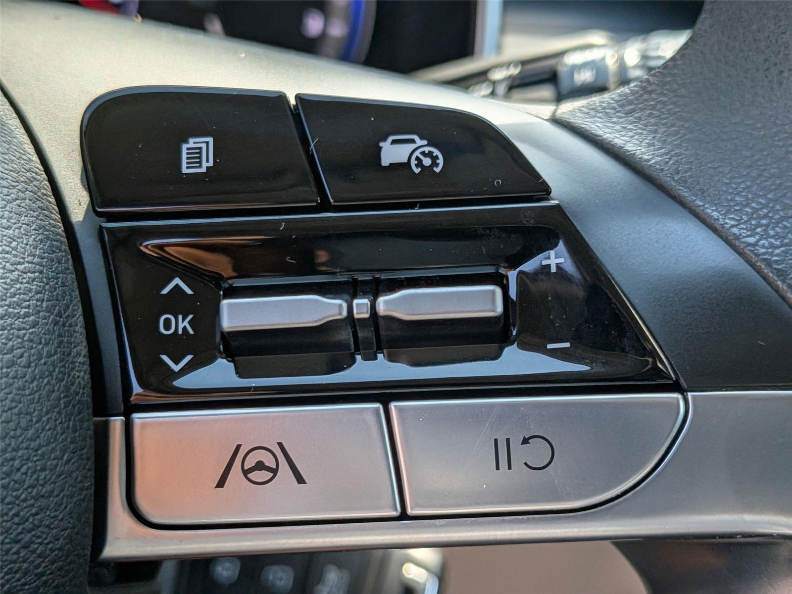 2022 Hyundai Tucson SE photo 19