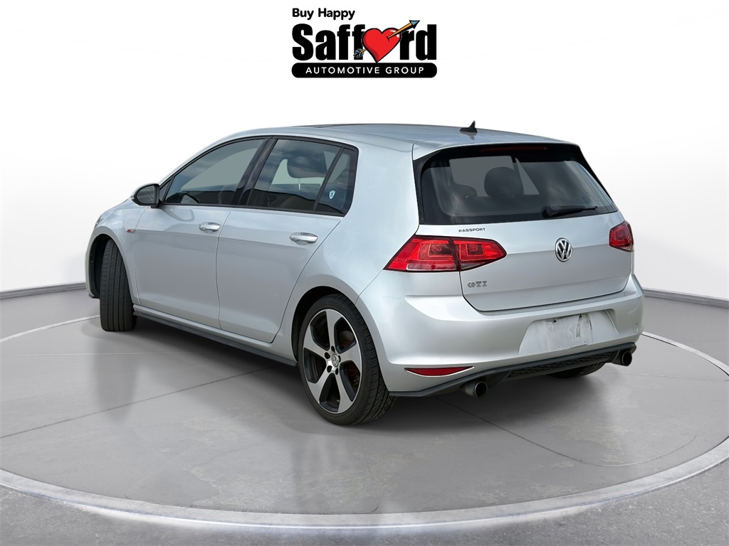 2016 Volkswagen Golf GTI SE photo 3