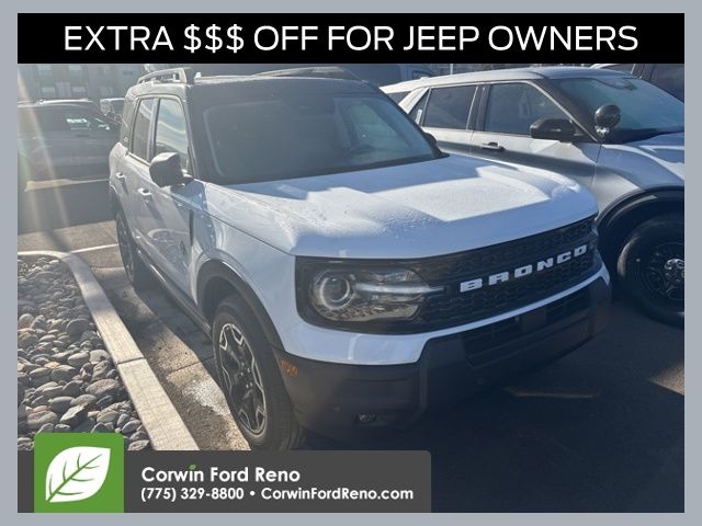 2025 Ford Bronco Sport Outer Banks's photo