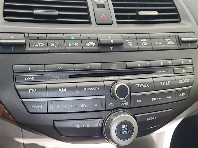 2011 Honda Accord EX-L photo 22