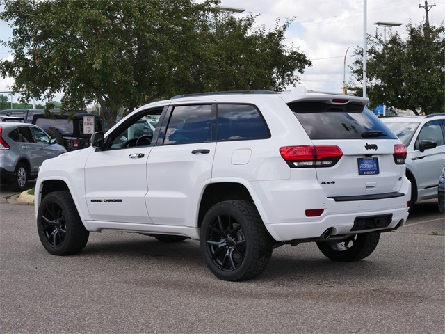 2019 Jeep Grand Cherokee Overland photo 4