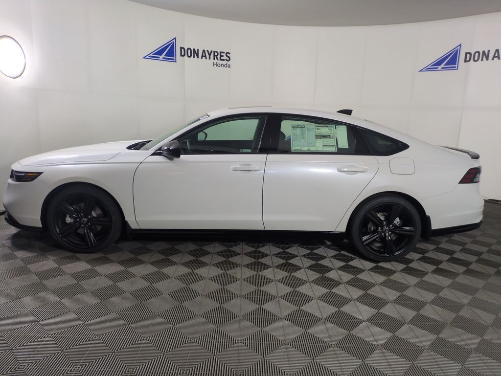 2025 Honda Accord Hybrid Sport-L photo 2