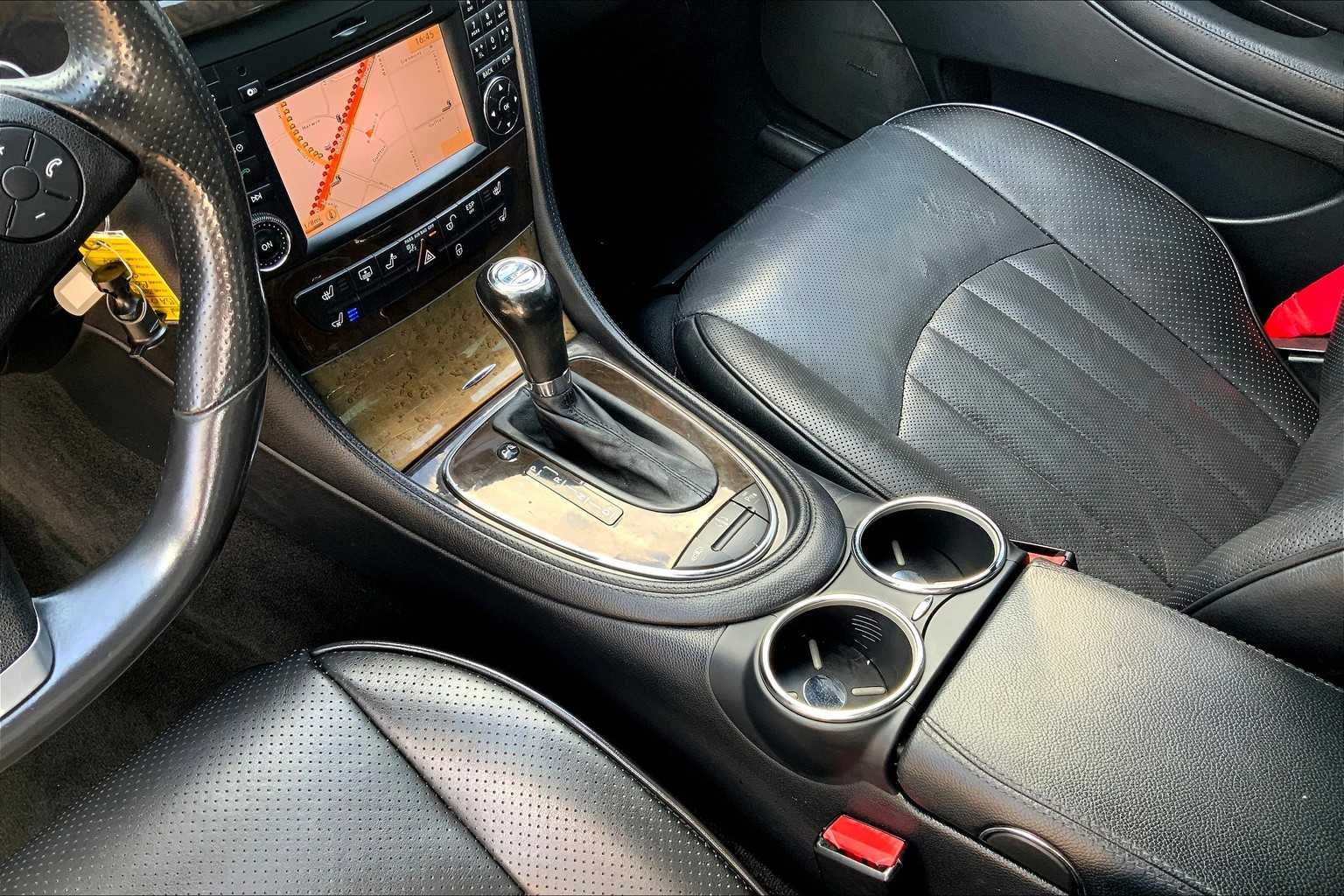 2011 Mercedes Benz CLS 550 photo 14