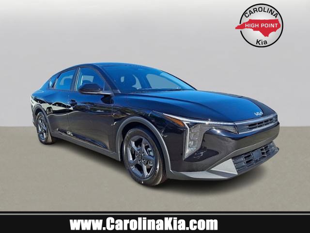 2025 Kia K4 LXS's photo