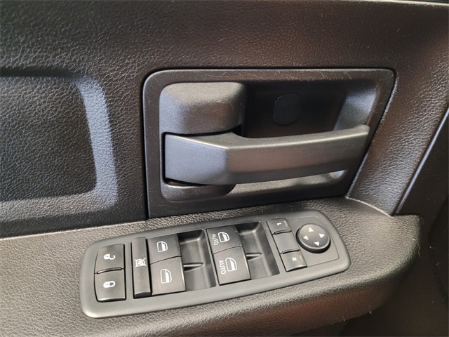 2013 Ram 1500 Express photo 25