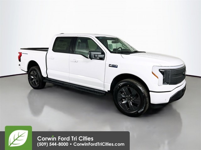 2025 Ford F-150 Lightning Flash's photo