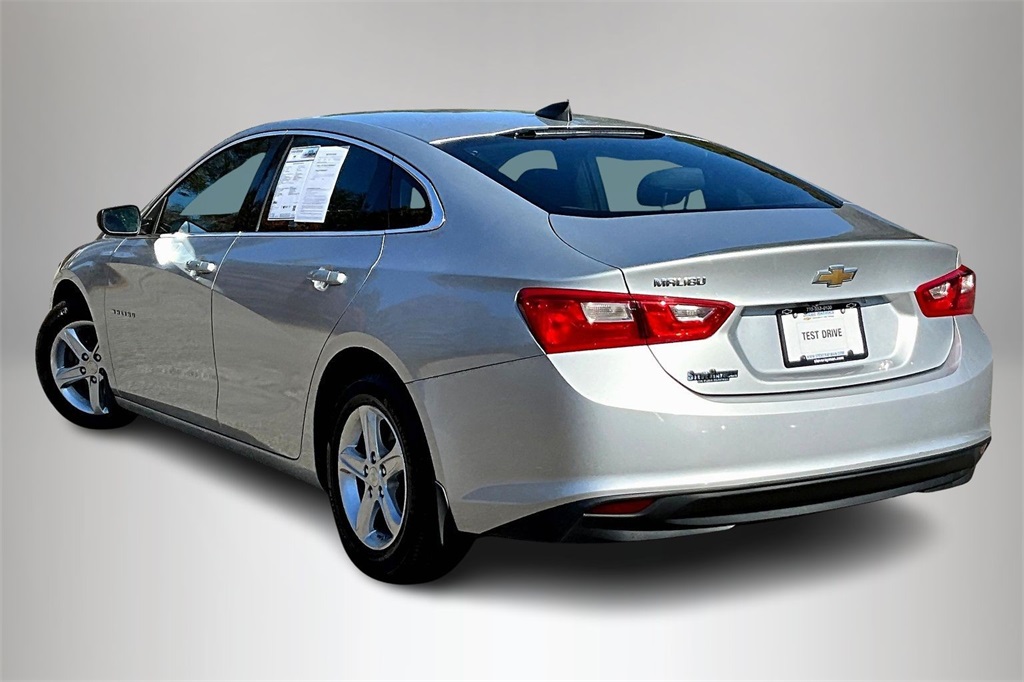 2019 Chevrolet Malibu LS photo 4