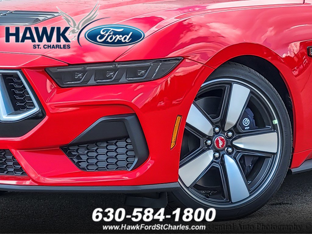 2025 Ford Mustang GT Premium photo 2