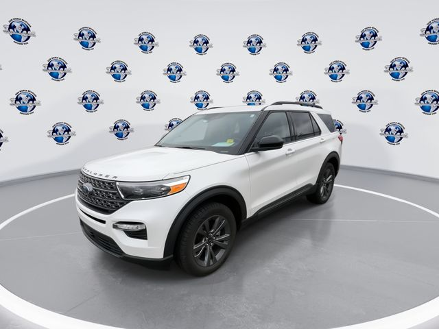 2022 Ford Explorer XLT photo 3