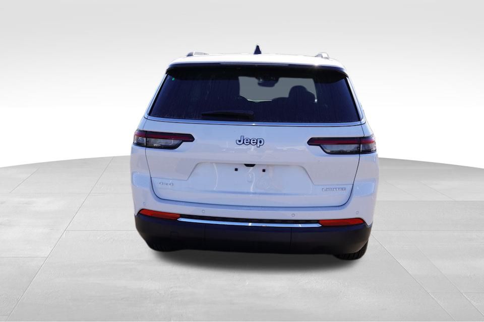 2025 Jeep Grand Cherokee Limited photo 4