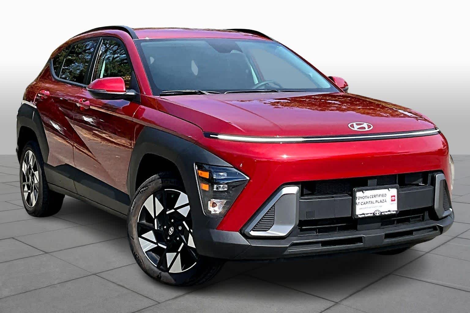 2024 Hyundai Kona SEL photo 2