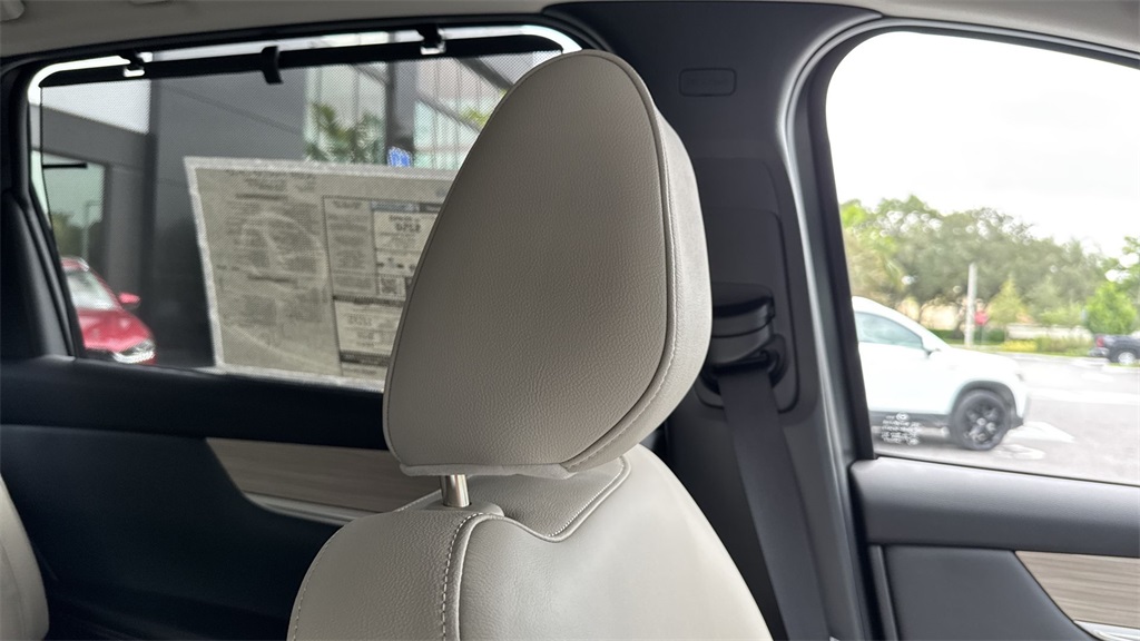 2025 Mazda CX-70 Plug-in Hybrid Premium photo 20