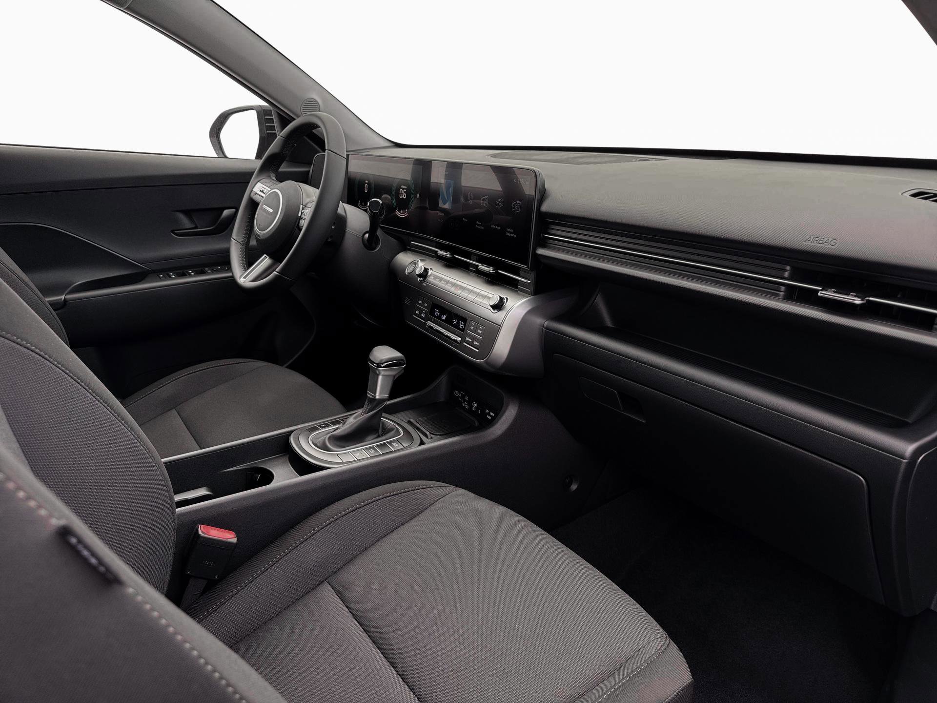 2026 Hyundai Kona SEL photo 7