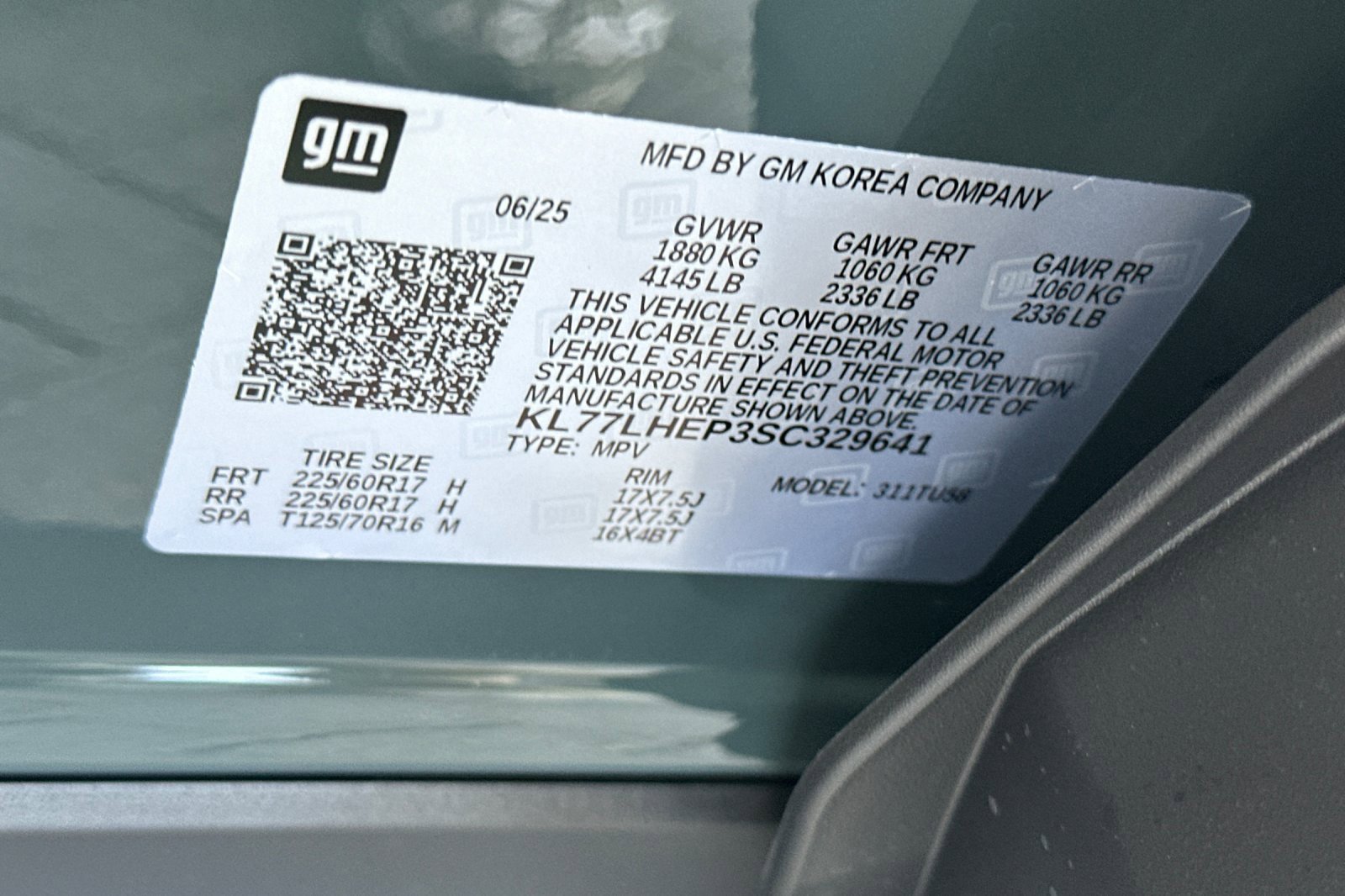 2025 Chevrolet Trax LT photo 28