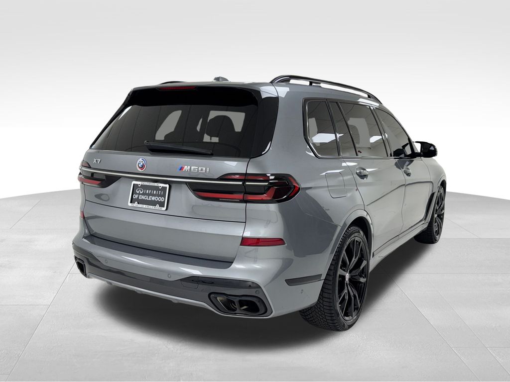 2023 Bmw X7 M 60i photo 4