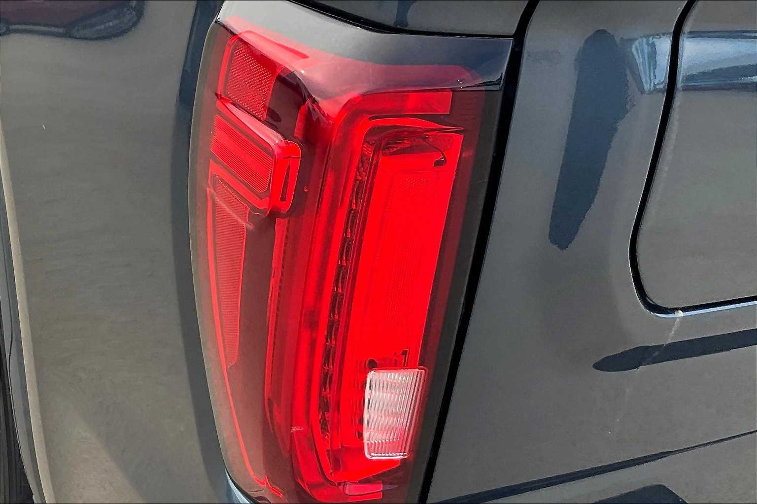 2020 Gmc Sierra 1500 SLT photo 26