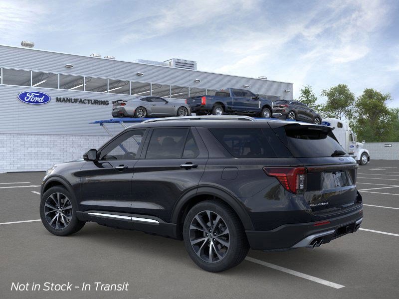 2025 Ford Explorer Platinum photo 2