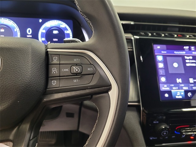 2023 Jeep Grand Cherokee Laredo photo 21