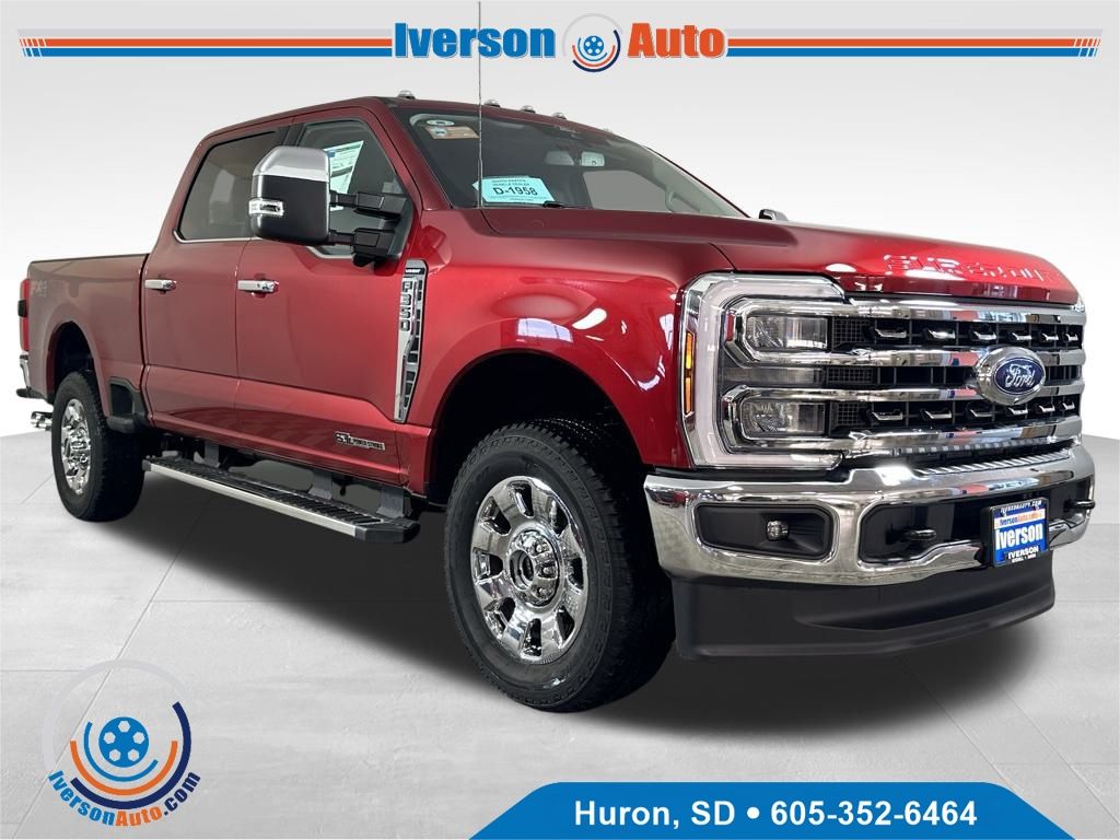 2025 Ford F-350 Super Duty Lariat's photo