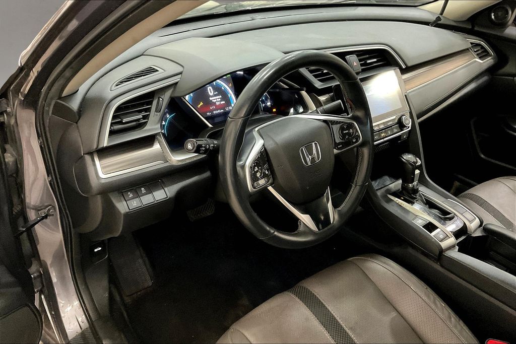 2020 Honda Civic EX-L photo 11