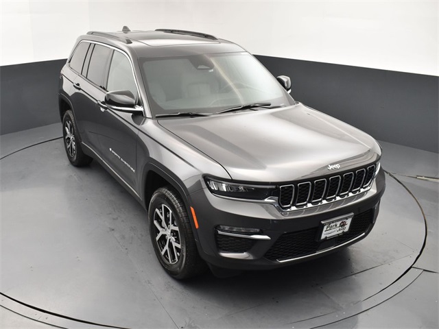 2025 Jeep Grand Cherokee Limited photo 10