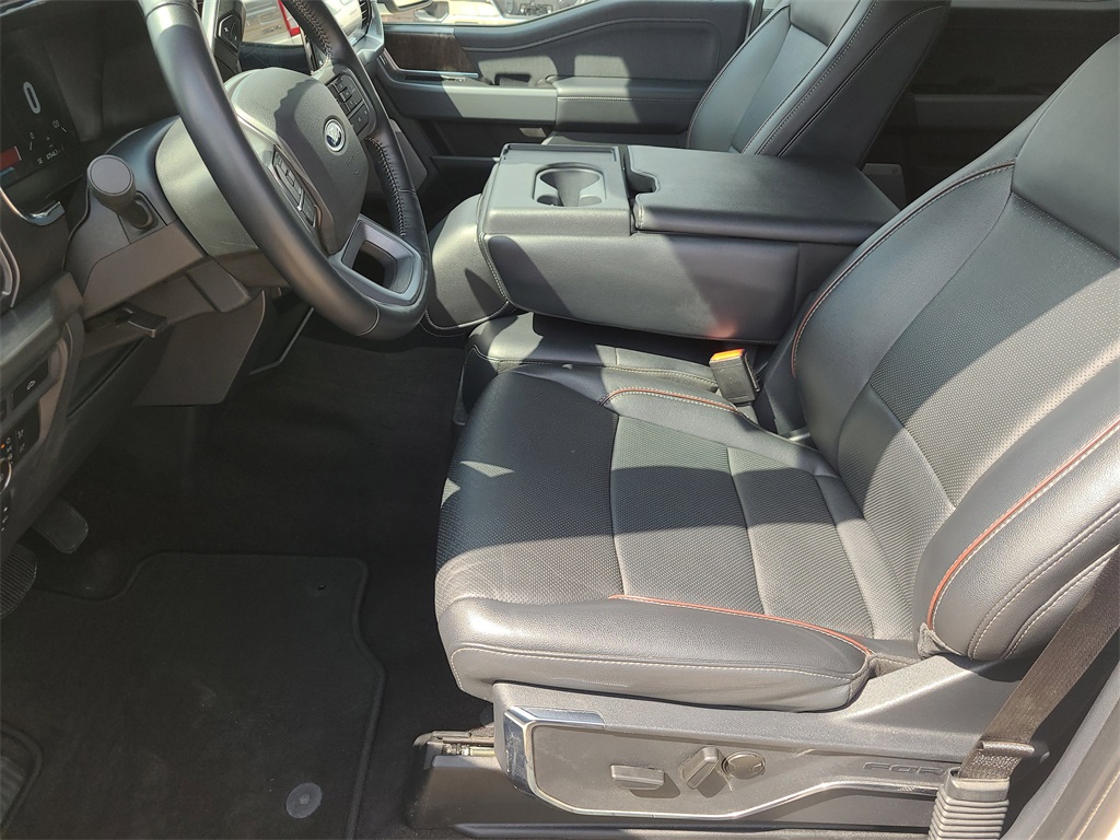 2022 Ford F-150 Lariat photo 19