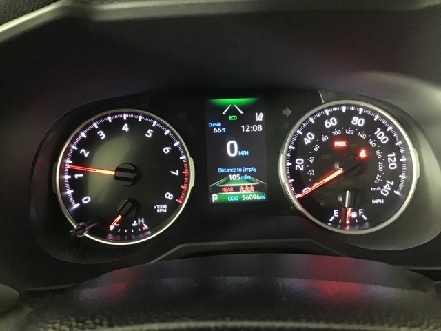 2021 Toyota RAV4 LE photo 14