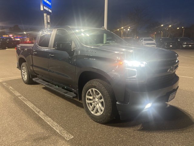 2021 Chevrolet Silverado 1500 RST photo 2