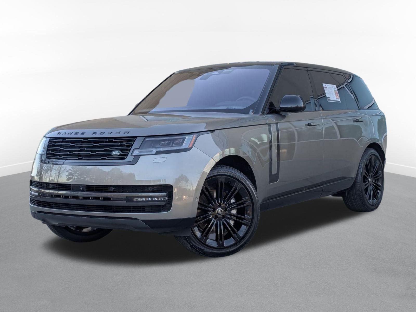 2023 Land Rover Range Rover SE's photo