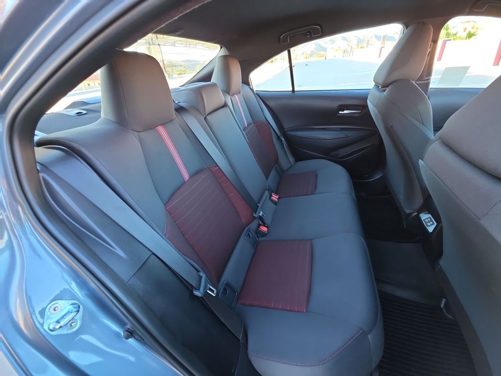 2025 Toyota Corolla SE photo 28