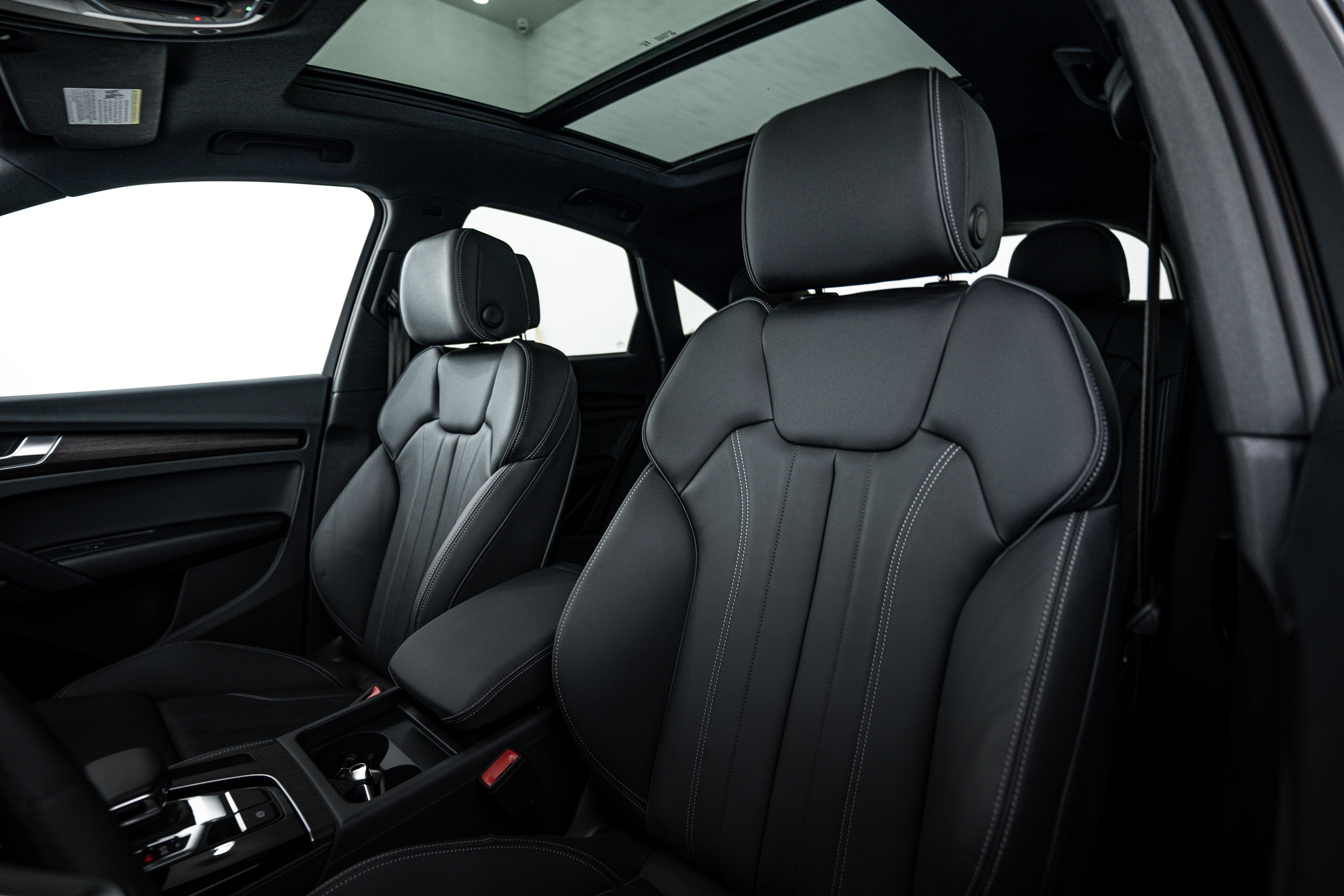 2025 Audi Q5 Sportback S line Premium photo 9