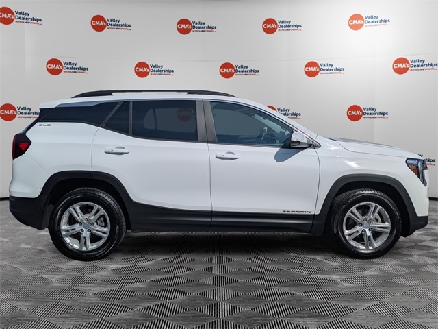 2023 Gmc Terrain SLE photo 2
