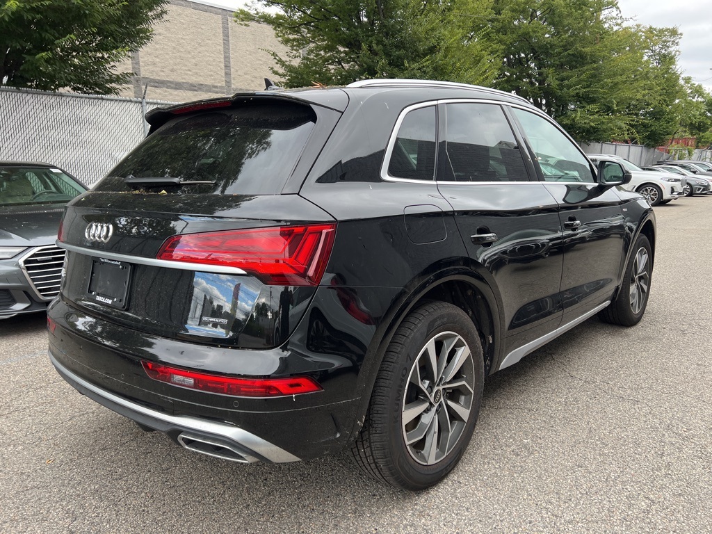 2025 Audi Q5 45 S line Premium Plus photo 4