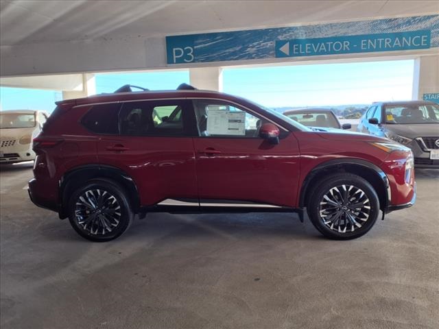 2025 Nissan Rogue Platinum photo 4