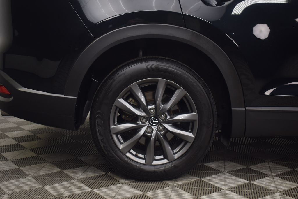 2023 Mazda CX-9 Touring photo 20